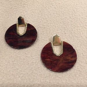 🦒 New-Animal print post earrings